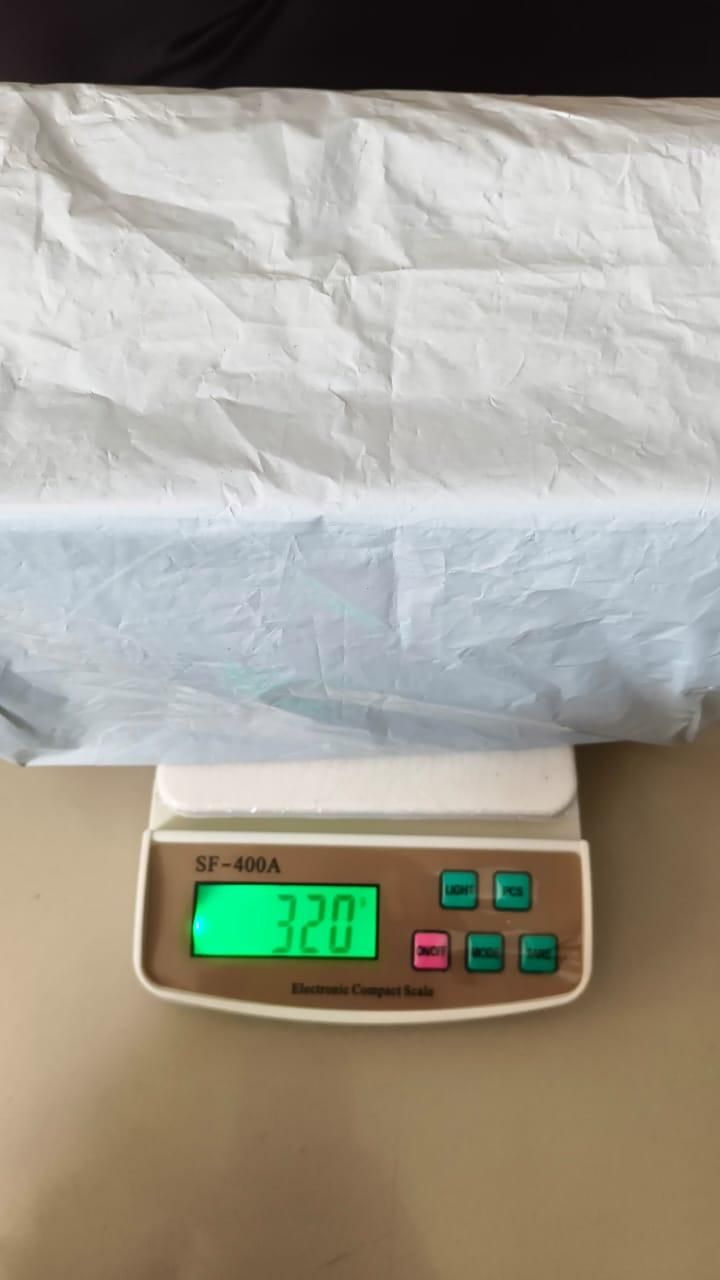 Car Cup Holder Expander for Audi A7 Sportback (Random Colour)